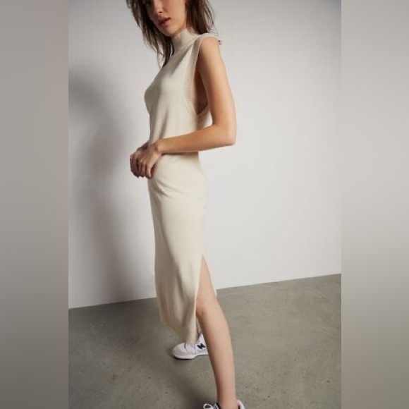 Cream sweater dress - Picture 1 of 7